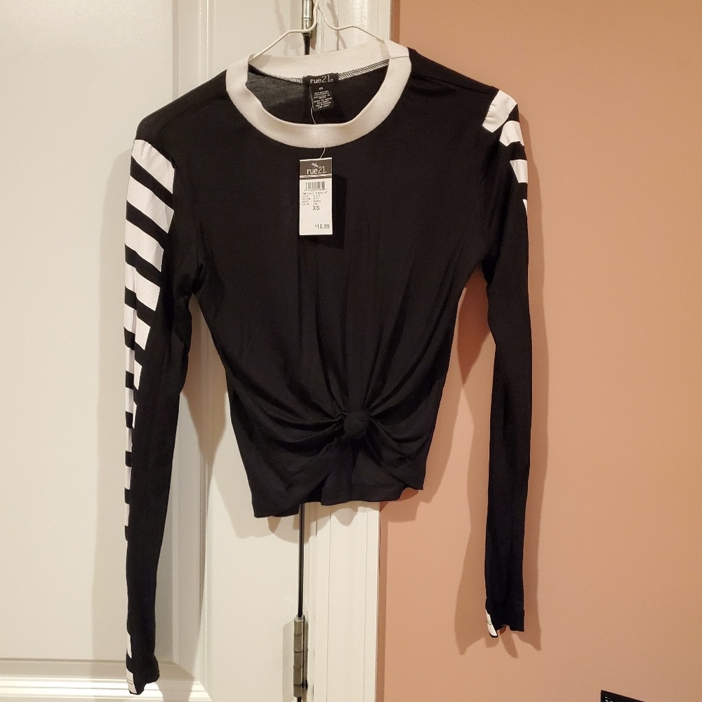Rue 21 mesh material XS longsleeve shirt
